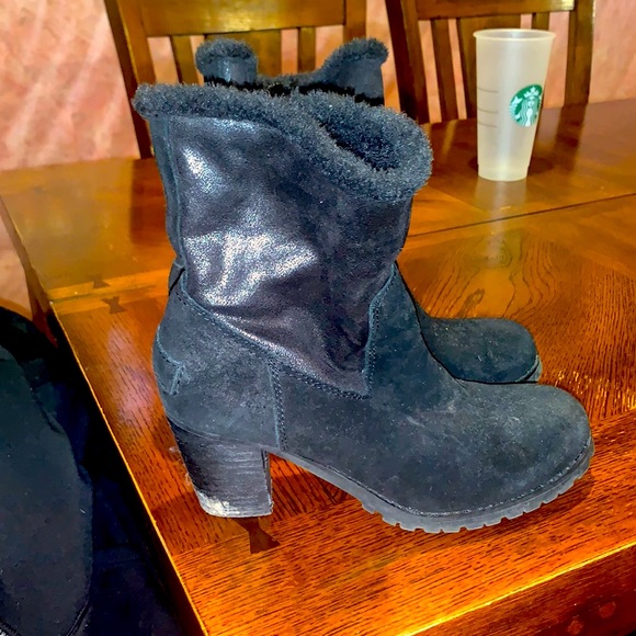 Bare Traps - Picture 1 of 3